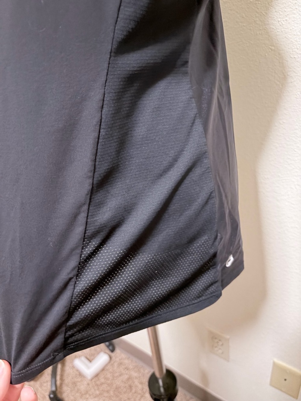 Fabletics black Performance Mesh Racerback Tank top - Picture 2 of 6